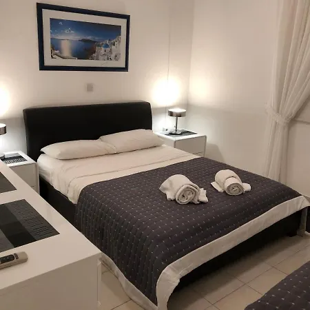 Διαμέρισμα Limnaria Gardens *