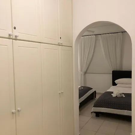 Διαμέρισμα Limnaria Gardens *