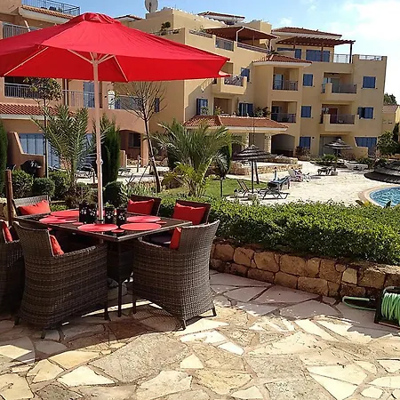 Limnaria Gardens Πάφος